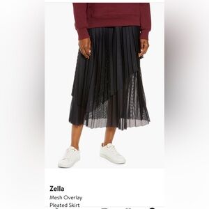Zella Black Asymmetrical Mesh Skirt
